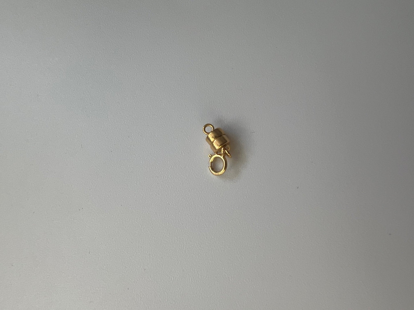 magnetic clasp - gldn grl