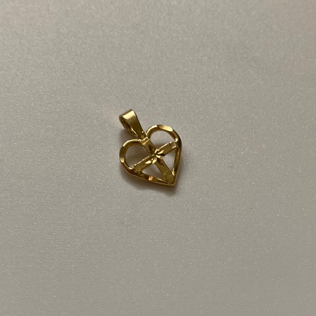 cross heart pendant