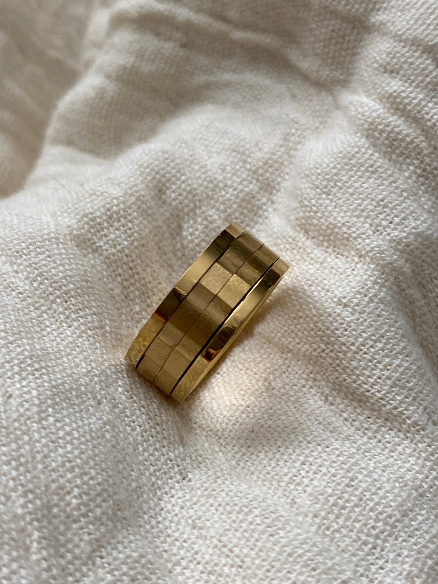 balance remedy ring