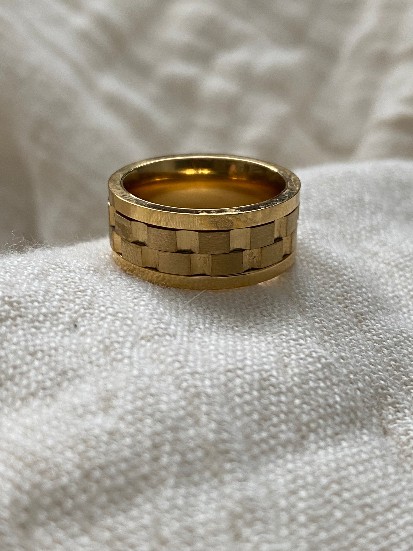 balance remedy ring