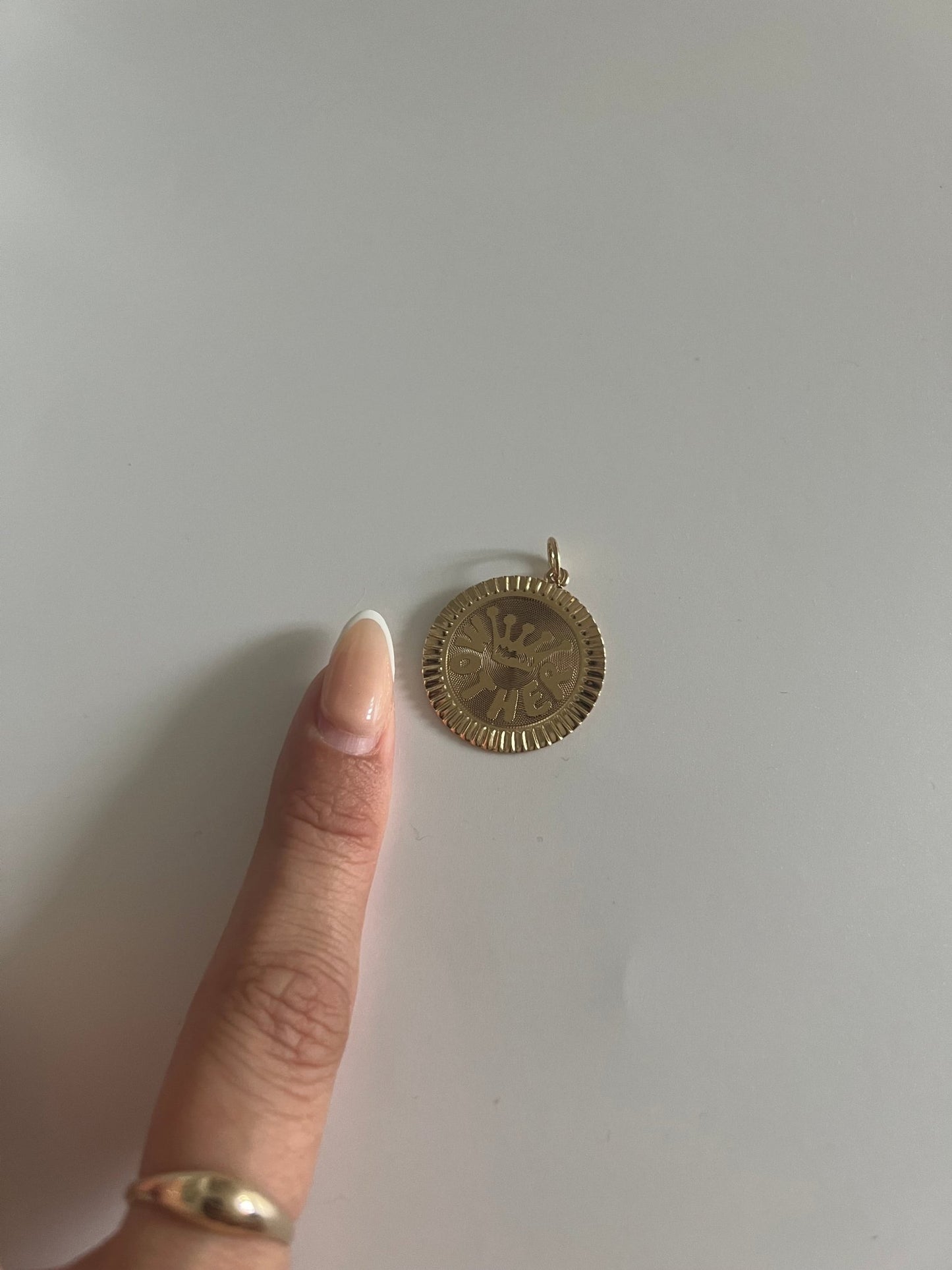 Large mother pendant - gldn grl