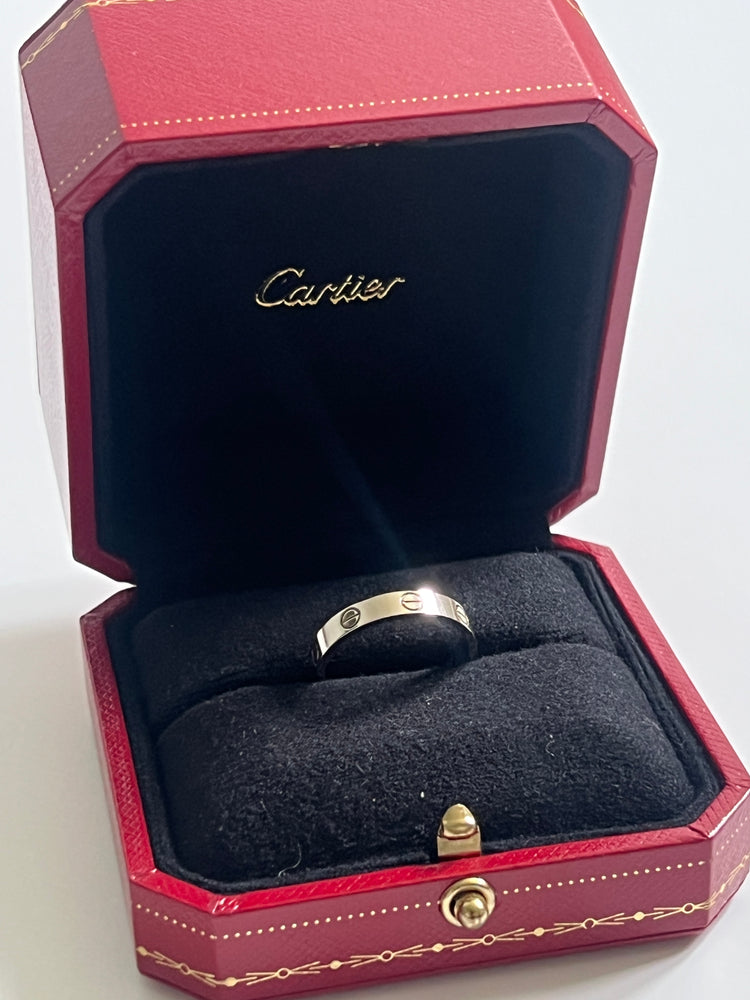 
                  
                    18k Cartier Mini Love Ring
                  
                