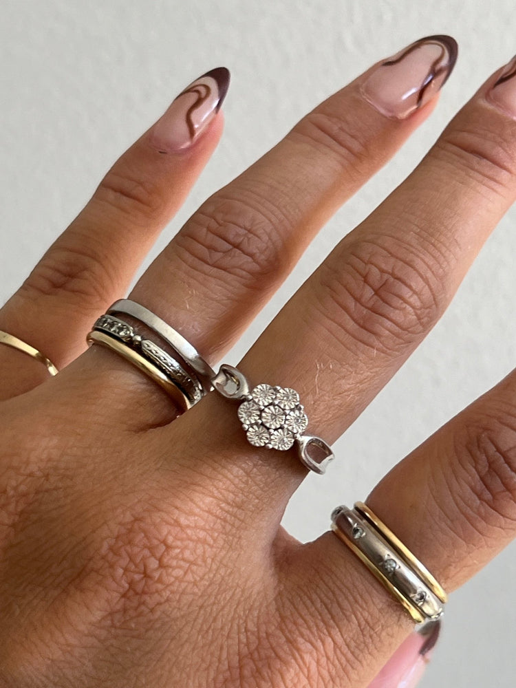 Silver diamond chip flower rings - gldn grl