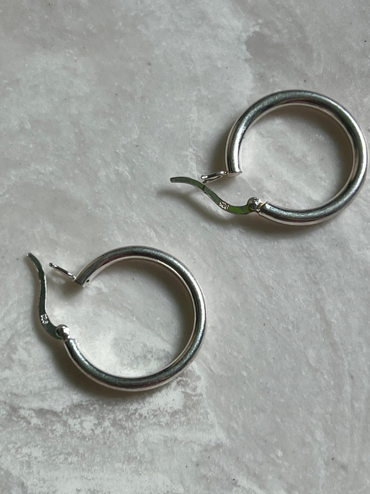 Silver hoops - gldn grl