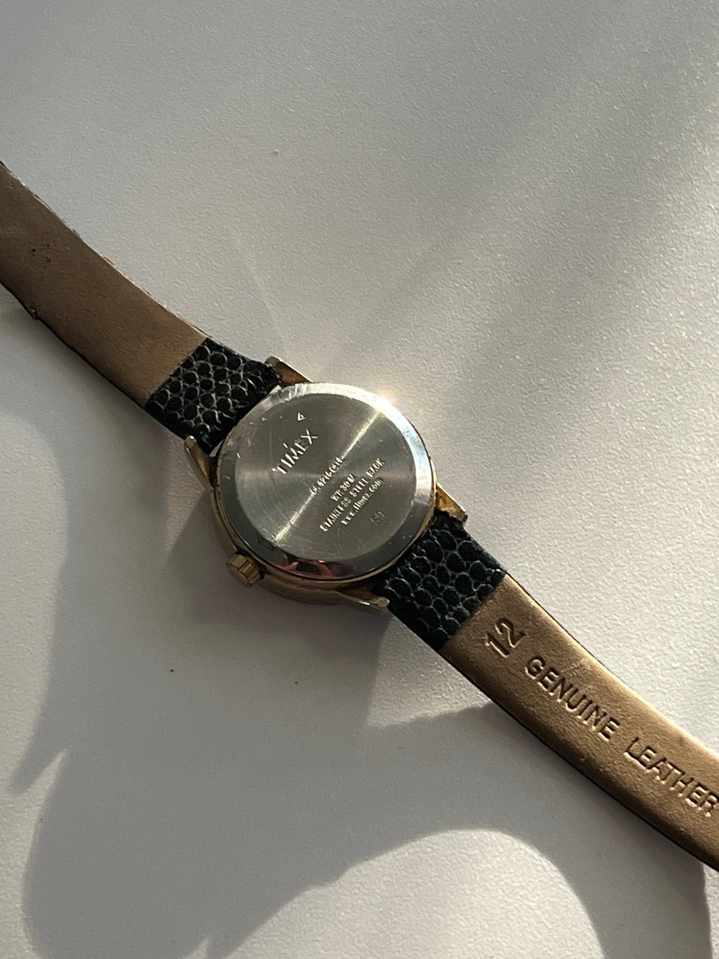 
                  
                    Timex round face watch - gldn grl
                  
                