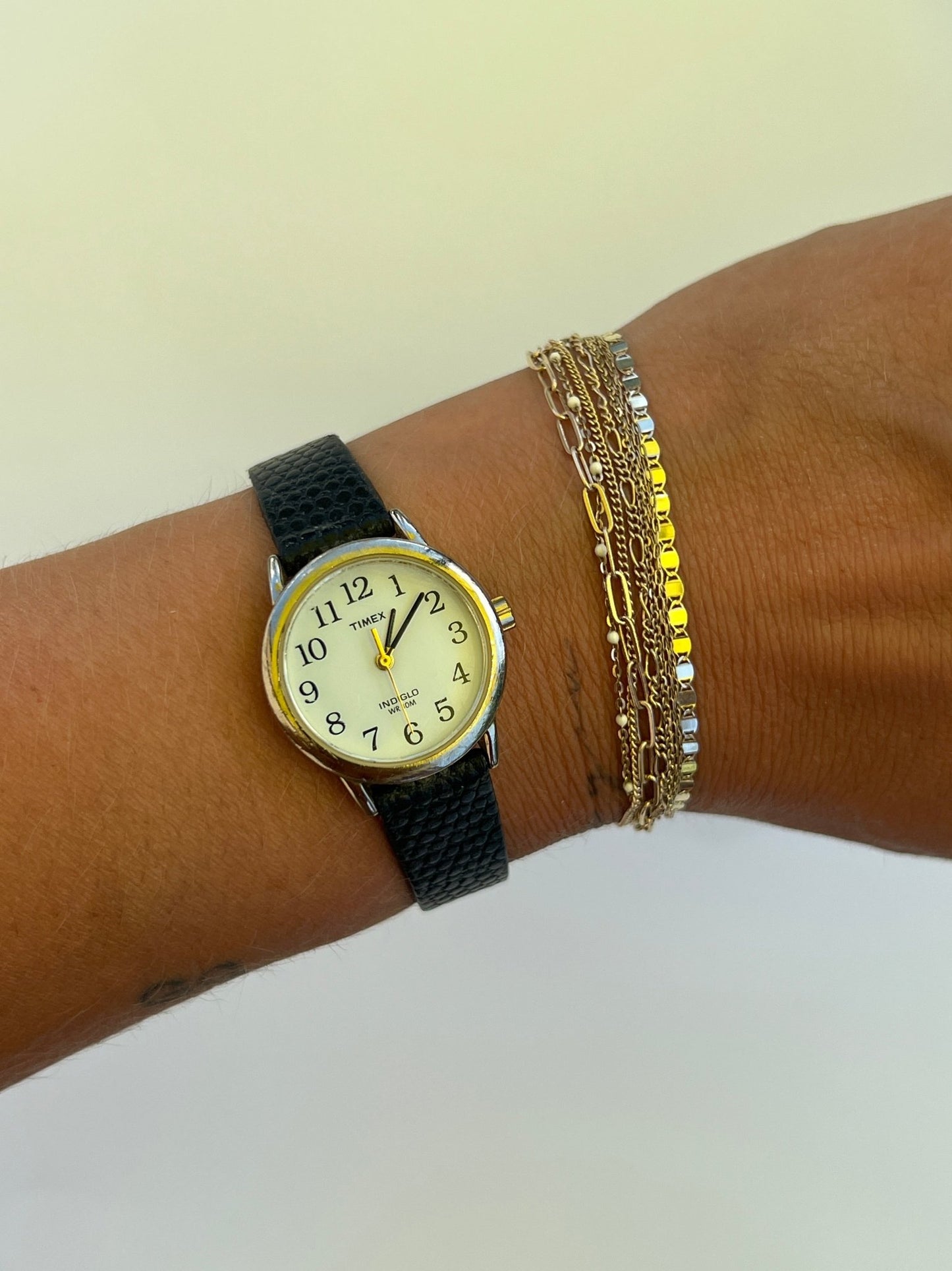 
                  
                    Timex round face watch - gldn grl
                  
                