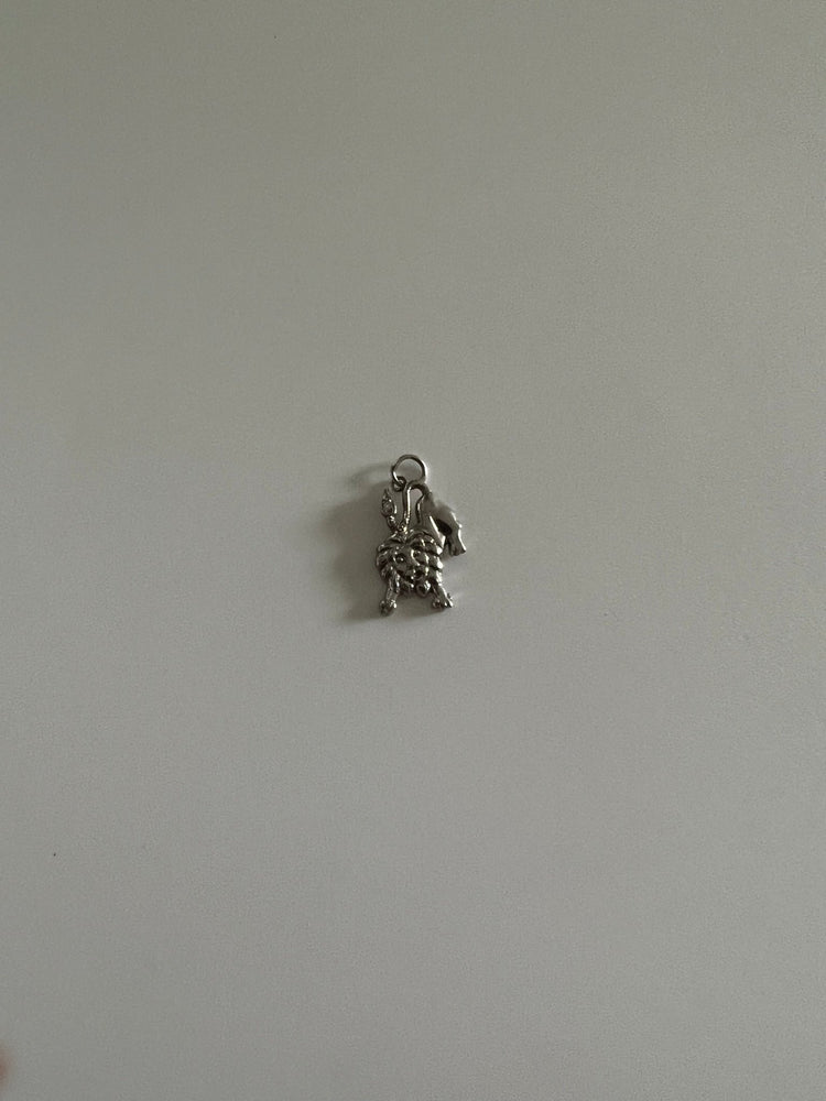 
                  
                    10k lion diamond pendant - gldn grl
                  
                
