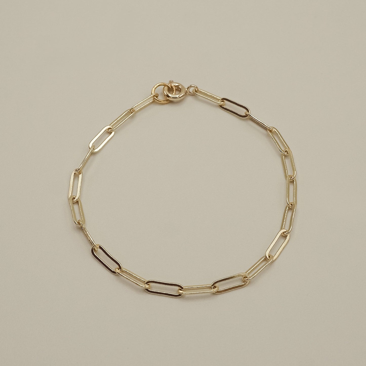 
                  
                    1985 bracelet in gold
                  
                