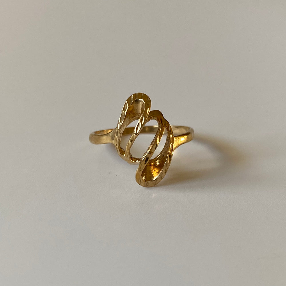 
                  
                    10k abstract ring
                  
                