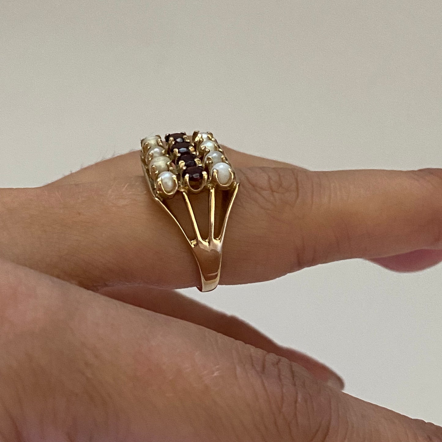pearl and garnet ring gldn grl