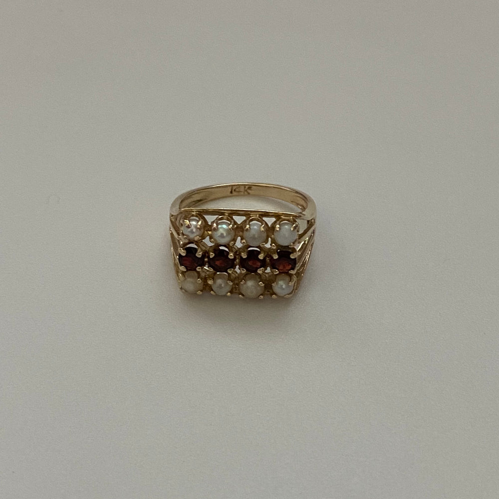 14k pearl and garnet ring