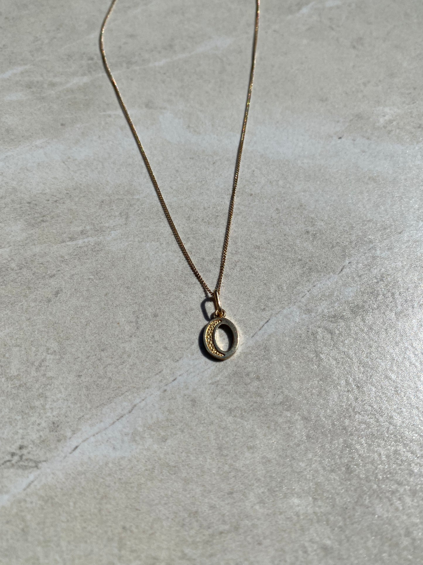 
                  
                    10k oval necklace
                  
                