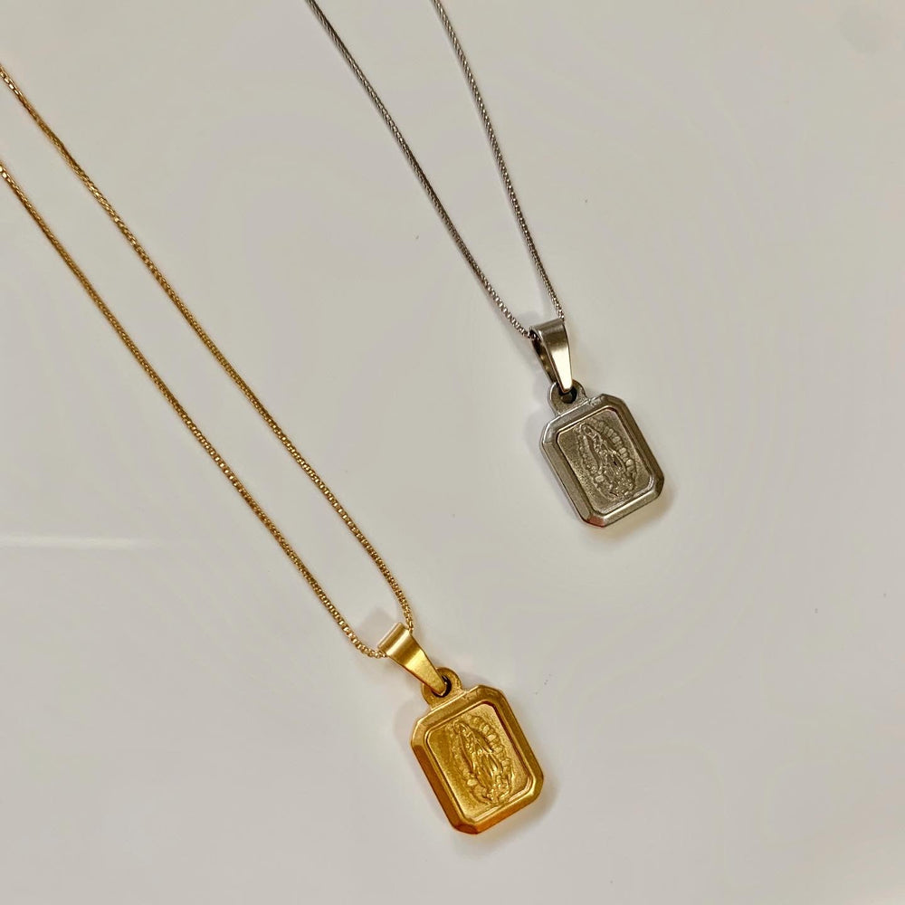 
                  
                    gold and rhodium mother necklace
                  
                
