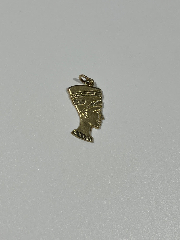 
                  
                    Nefertiti pendant - gldn grl
                  
                